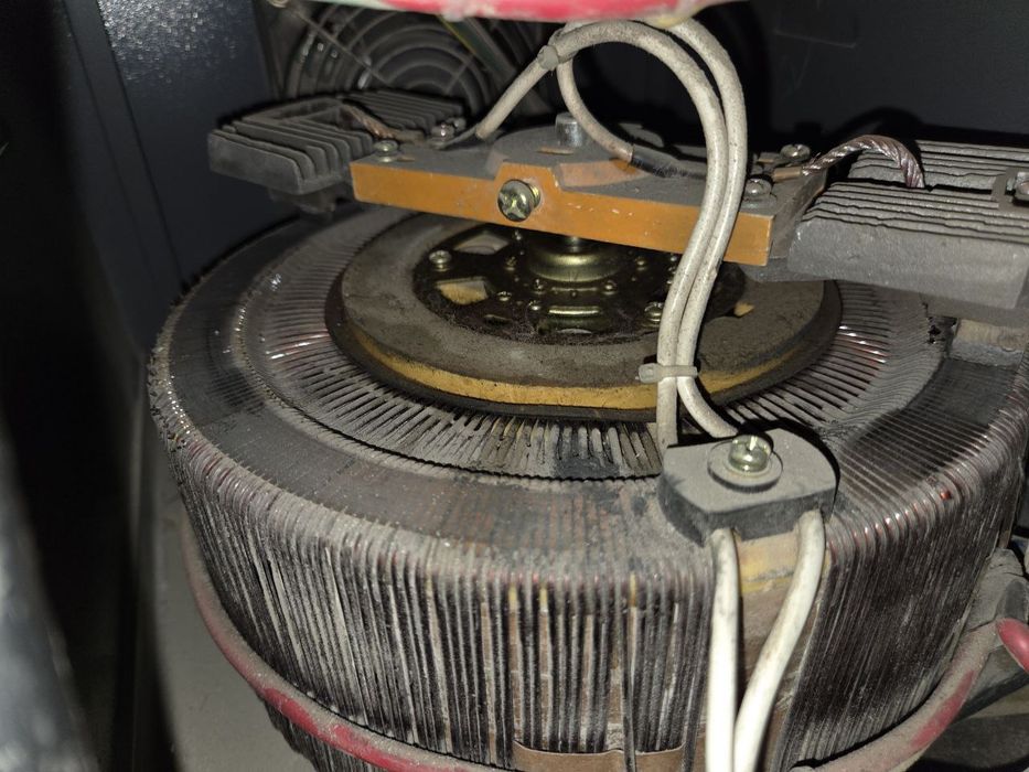 Ремонт стабилизаторов напряжения. Разных мощностей и видов