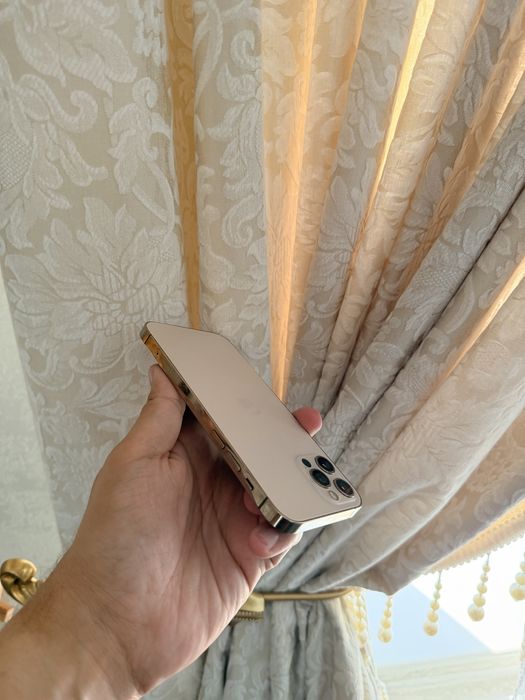 iPhone 12 Pro 128Gb - В отличном состоянии
