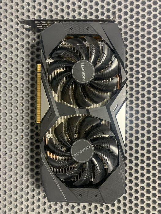 Видеокарта GTX 1660 super 6gb.