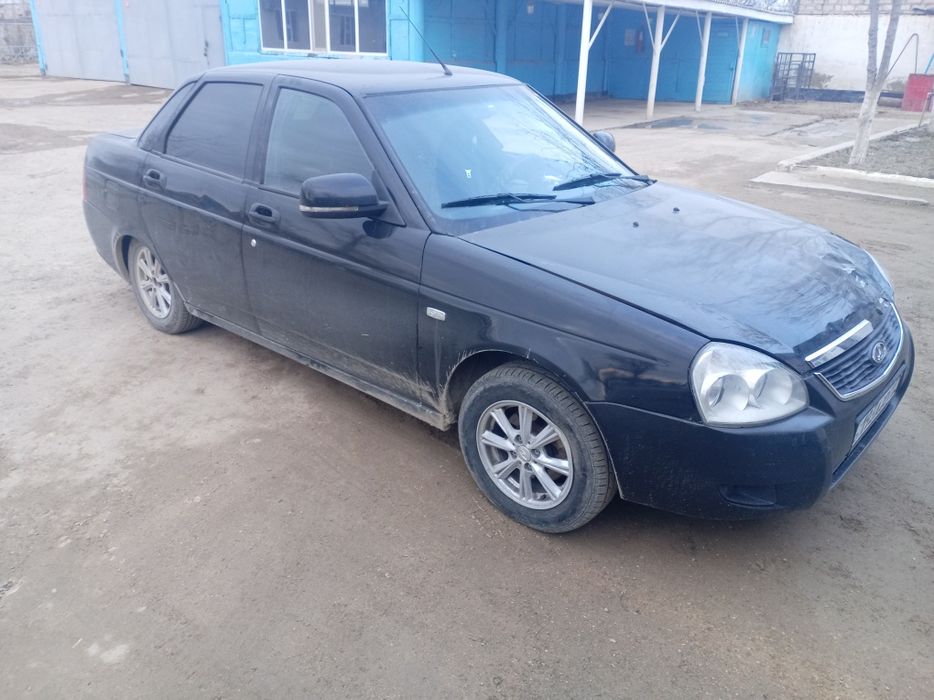 Лада приора сатылады