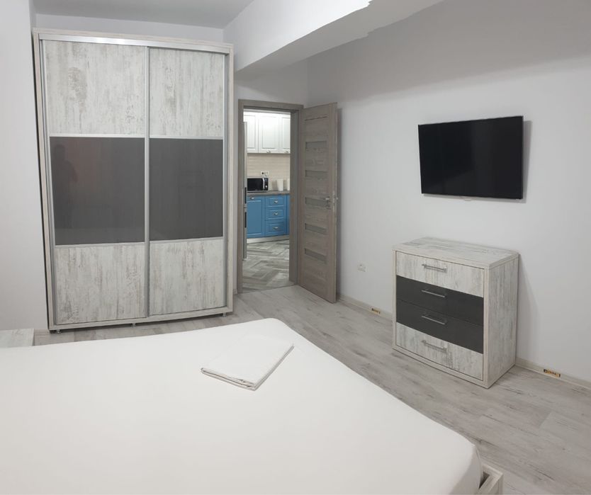 Inchiriez apartament in mamaia