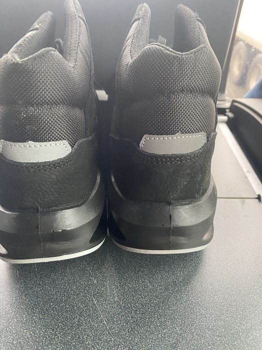 Ghete din piele intoarsa Lift S3 SRC, 45 si 46