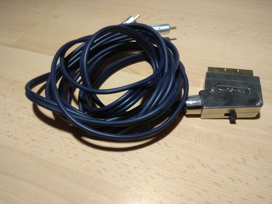 Кабел SCART към RCA