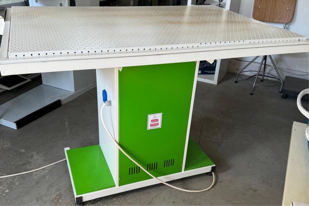 Masa de calcat industriala