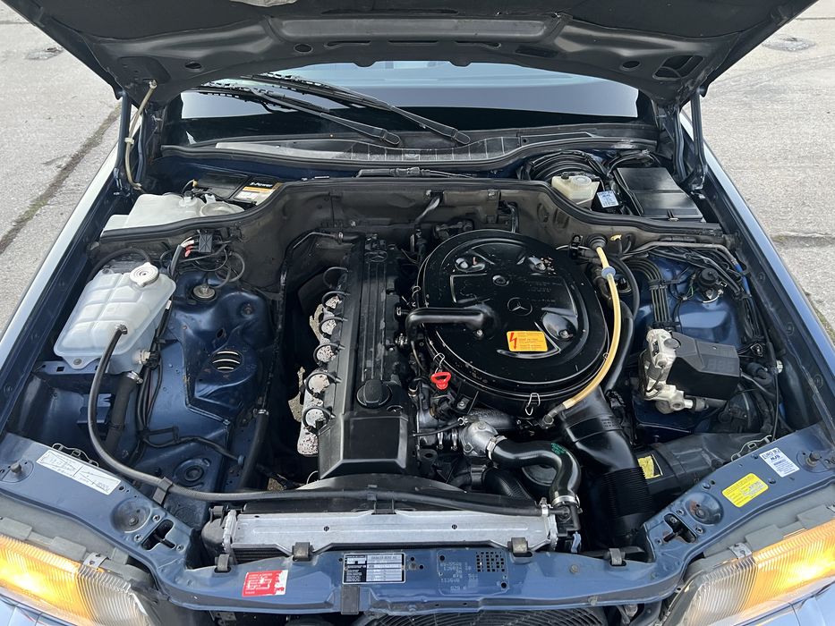 Mercedes Benz W126 300SE