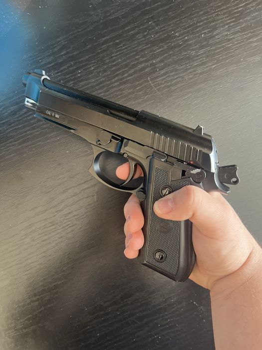 Replica Pistol Taurus PT92