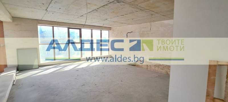 Продава се офис в нова сграда с Акт 16 на ул. Будапеща!