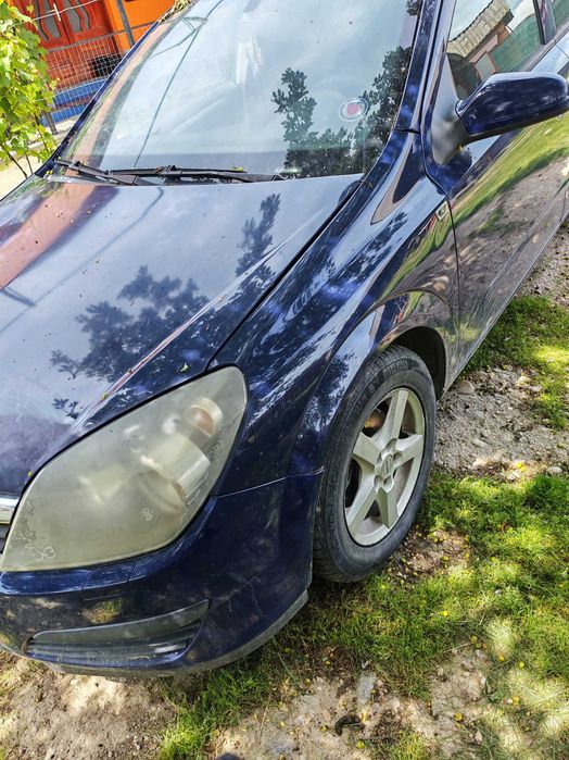 Vând Opel Astra h 17 cdti