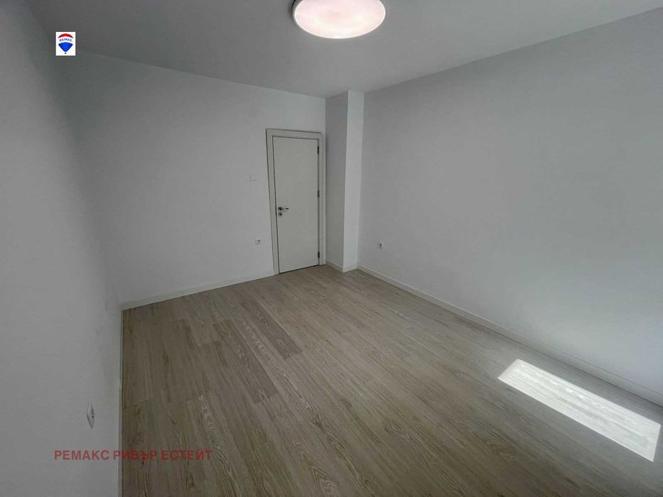 Тристаен апартамент за продажба в центъра на гр. Русе