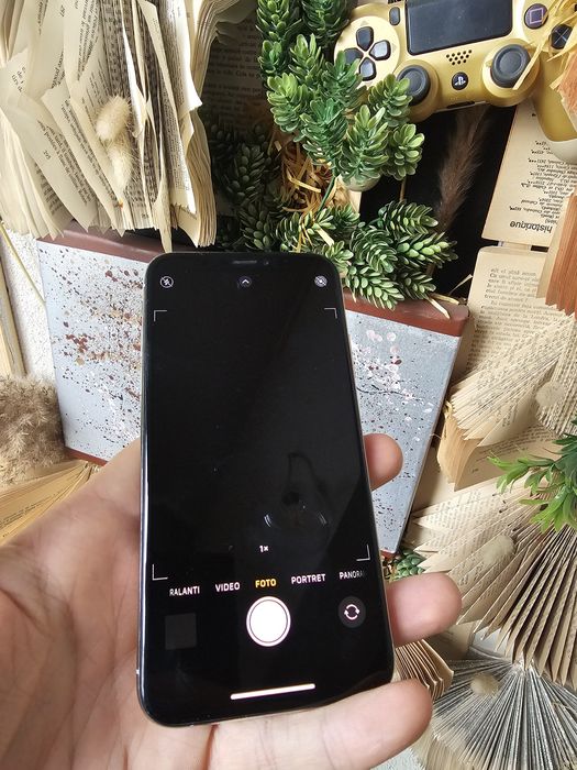 Iphone xs 64gb  86 baterie