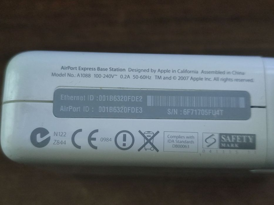 Wifi extender/router Apple