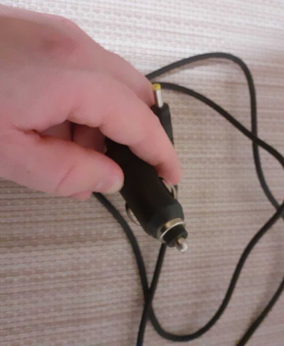 Портативен телевизор за кола/камион