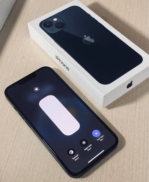 Продам iphone 13 128gb в идеальном состоянии