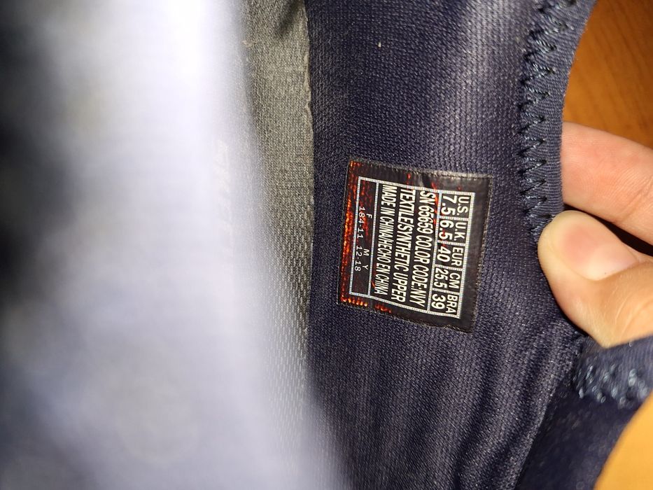 Adidasi Skechers mărimea 40, stare foarte buna