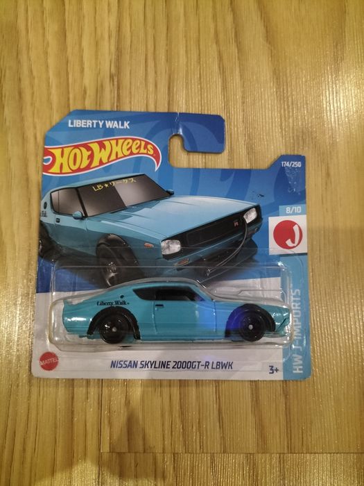 Hot wheels-Nissan Skyline 2000gt-r LBWK