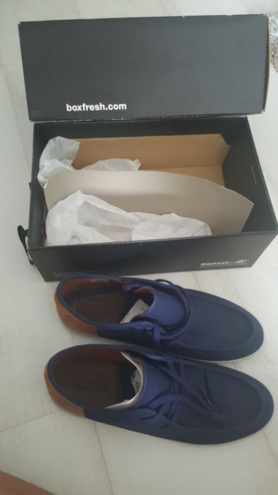 Vand pantofi marimea 41 noi