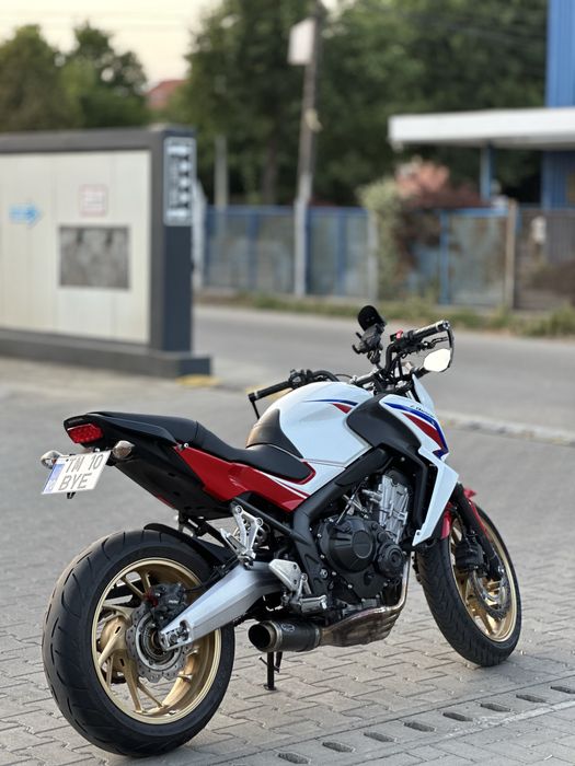 Vand Honda CB650F - pt A2 Legal - Evacuaee Shark omologata, impecabil