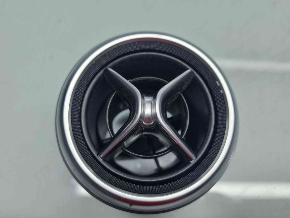 Grila aerisire centrala Mercedes Clasa A (W176) [Fabr 2012-2018] A176