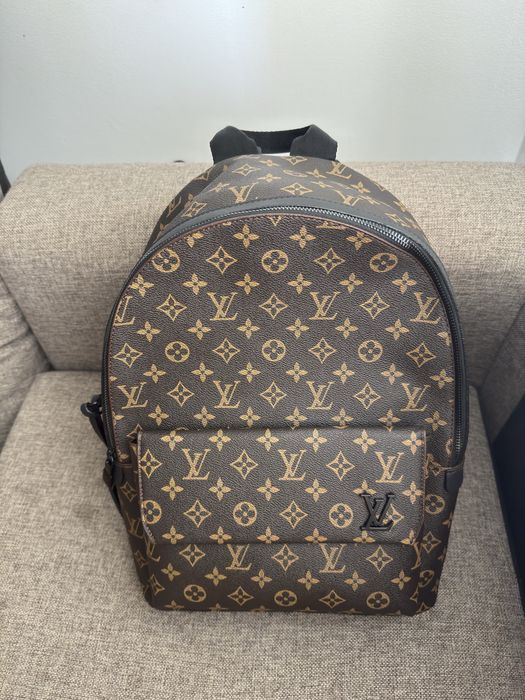 Ghiozdan louis vuitton