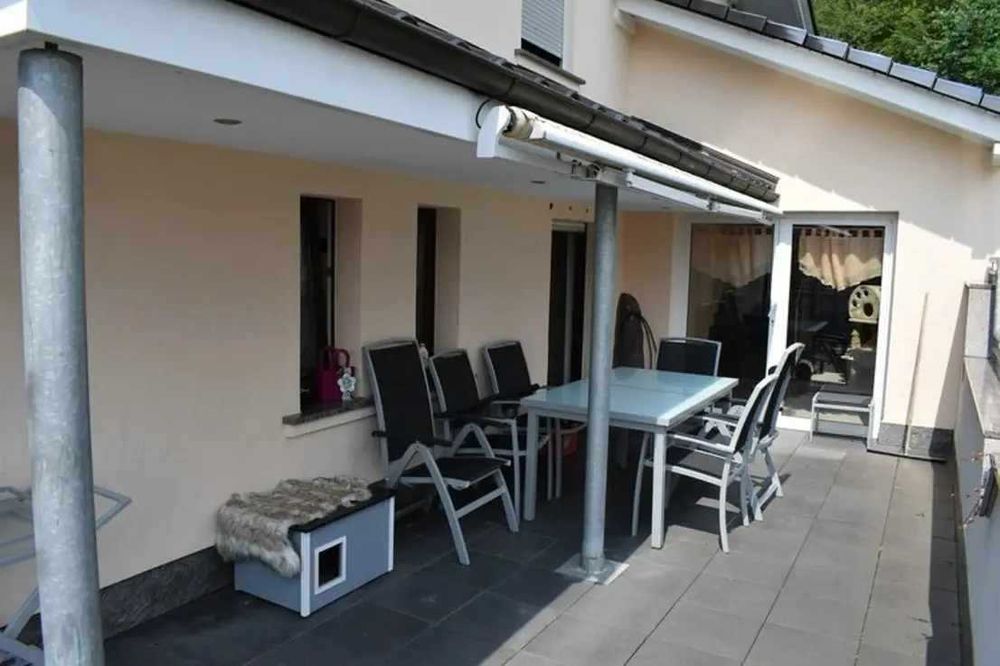 Продавам къща в Германия