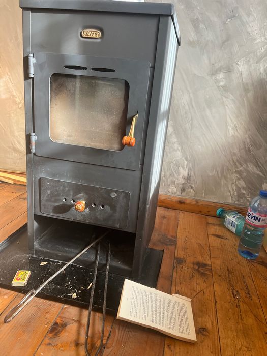 Камина на дърва “Прити” , мощност 10 KW