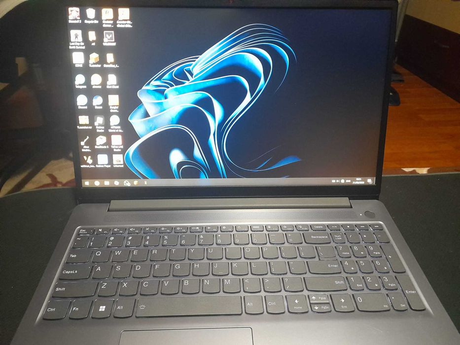 Vand/schimb Laptop LENOVO IdeaPad Slim 3 15ABR8