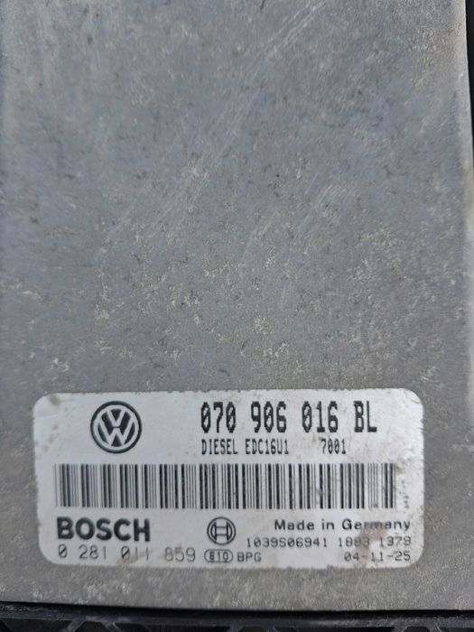 Компютър двигател за Volkswagen Touareg 10.2002 - 01.2013 2.5 R5 TDI