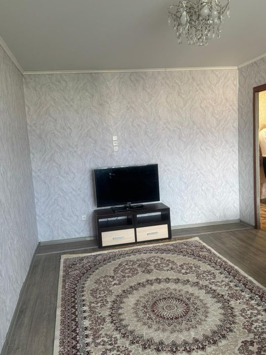 Продам! 2 ком.кв 5/5эт. р-он Достык Молл