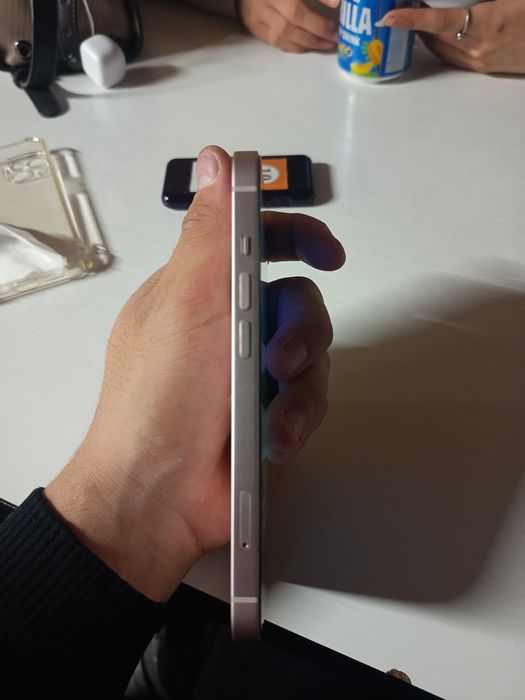 Iphone 13 256gb розовый 85 АКБ