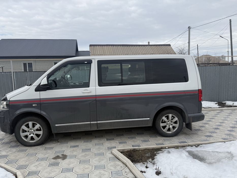 Продам автомобиль марки VW multivan