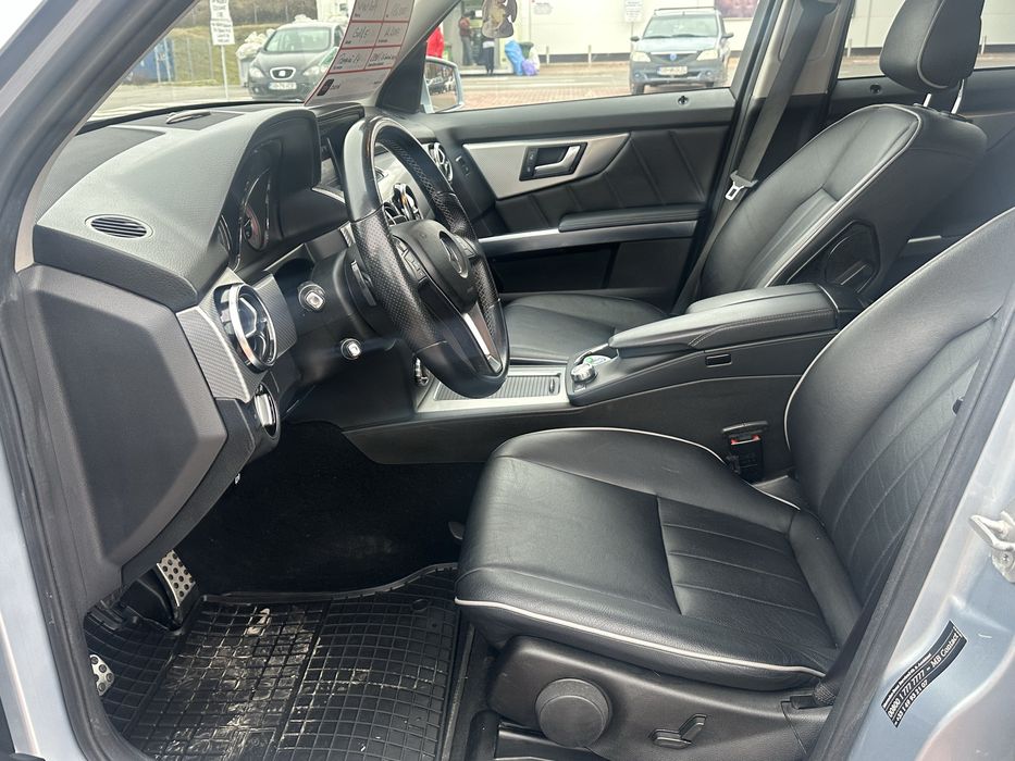 Mercedes GLK220d//Paket AMG//Automat