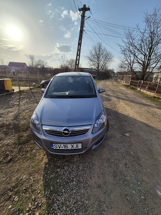 Vând Opel Zafira 2009