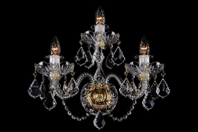 Стенни лампи с кристали Swarovski
