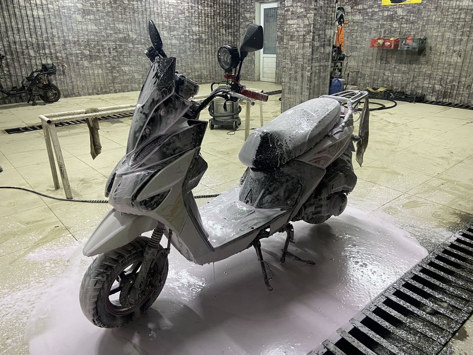 Мопед самурай Скуртер LI-YA Лия