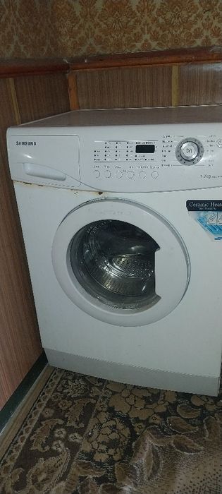Пералня SAMSUNG.5 килограма пране