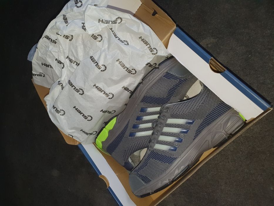 Жаңа құрылыс красовкасы