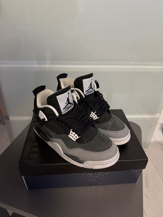 Jordan 4 Retro Fear