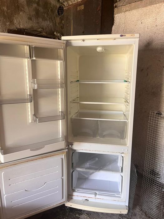 Продам холодильник