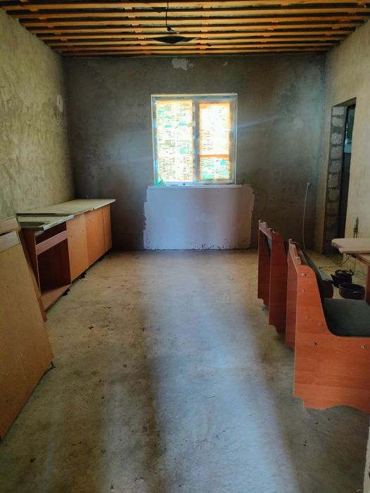 Еркинкалада үй сатылады