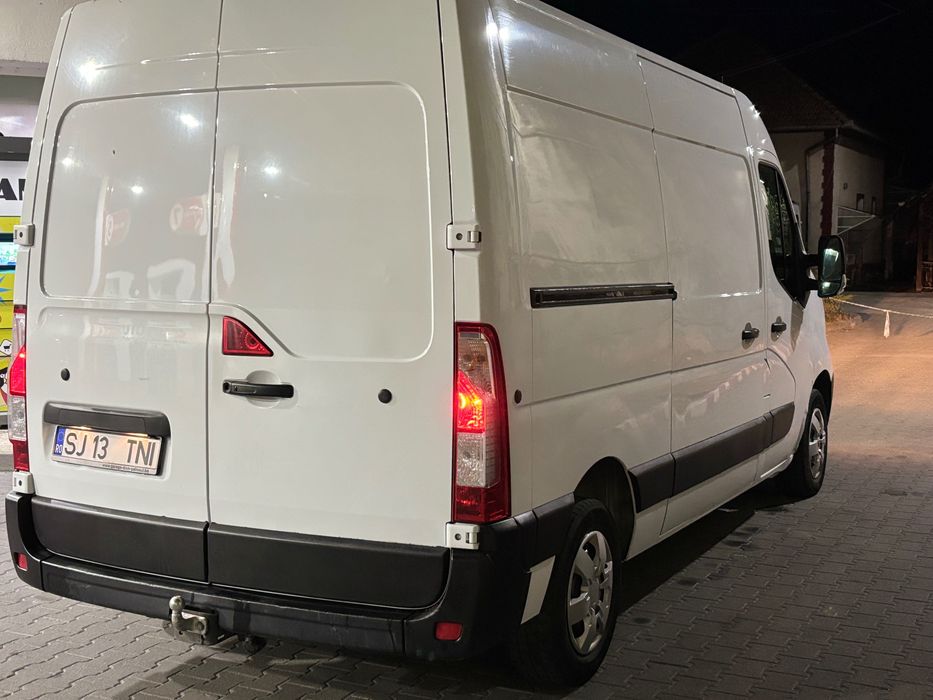 2018 Nissan NV400