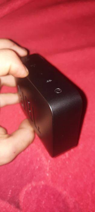 Vând boxa jbl go 2