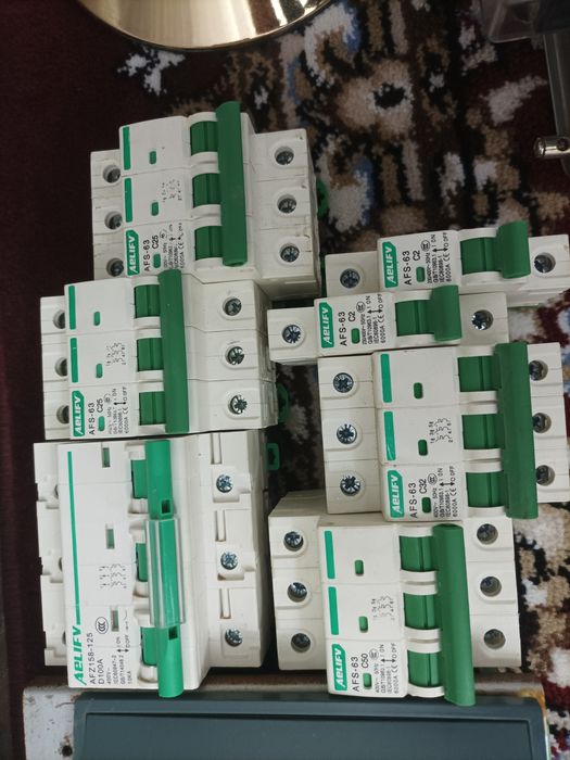 Kandesator
Кандесатор Reaktiv quvvatni balansirovka qiladi
R