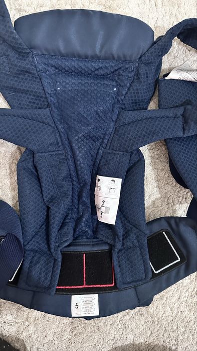 Эргорюкзак Ergobaby omni breeze