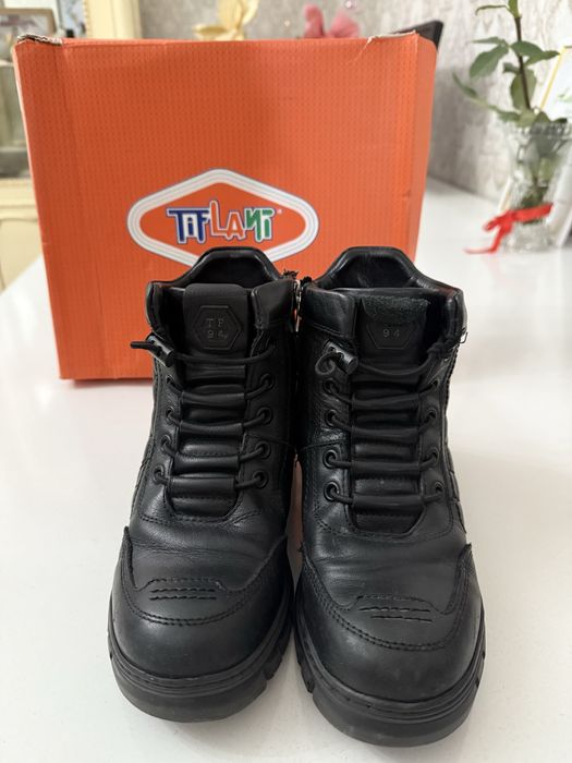 Продаётся сапоги для мальчиков