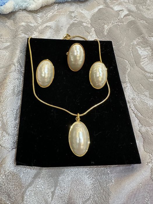 Бижутерия новая с жемчугом