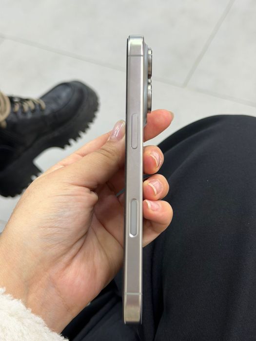 Айфон 16 про 128 гб акб 100%