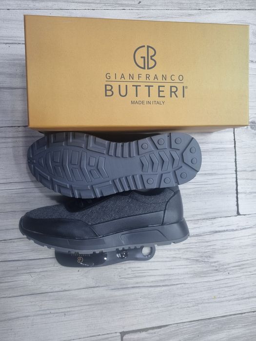 Борцовка G. Butteri Pekin скидка