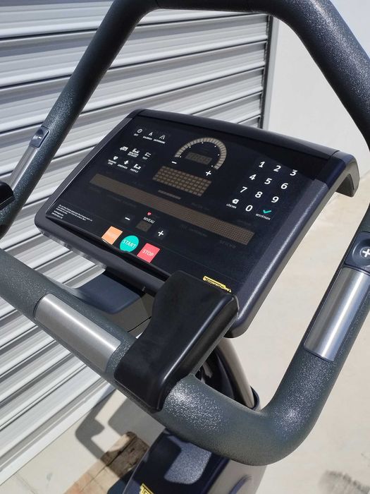 Technogym Excite Upright Bike 1000 LED