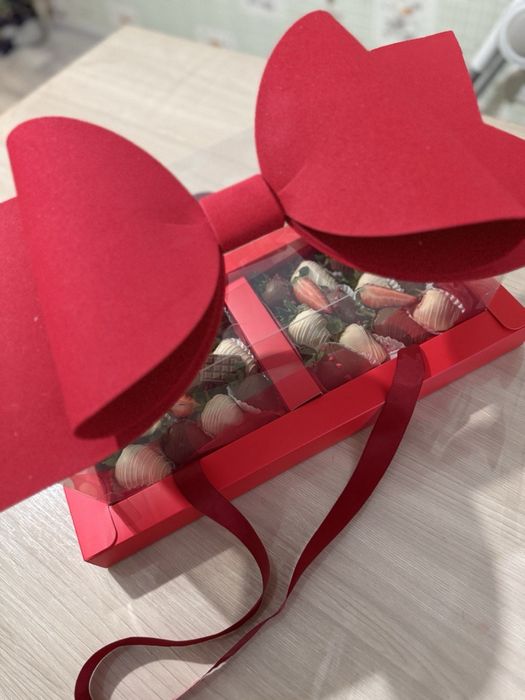 продается подарочные коробки