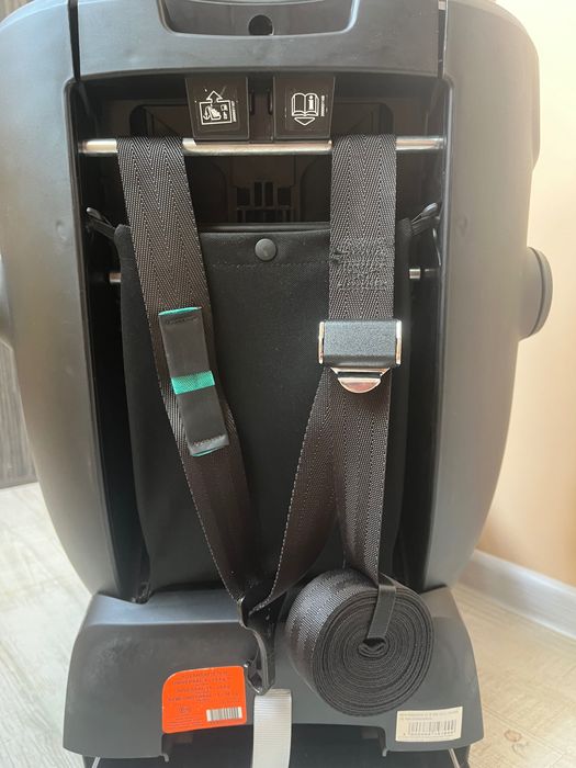Детско столче за кола Britax Romer Advansafix IV R Grey Marble КАТО НОВО (изпрано и дезинфекцирано) - от 9 до 36 кг с ISOFIX + подарък!